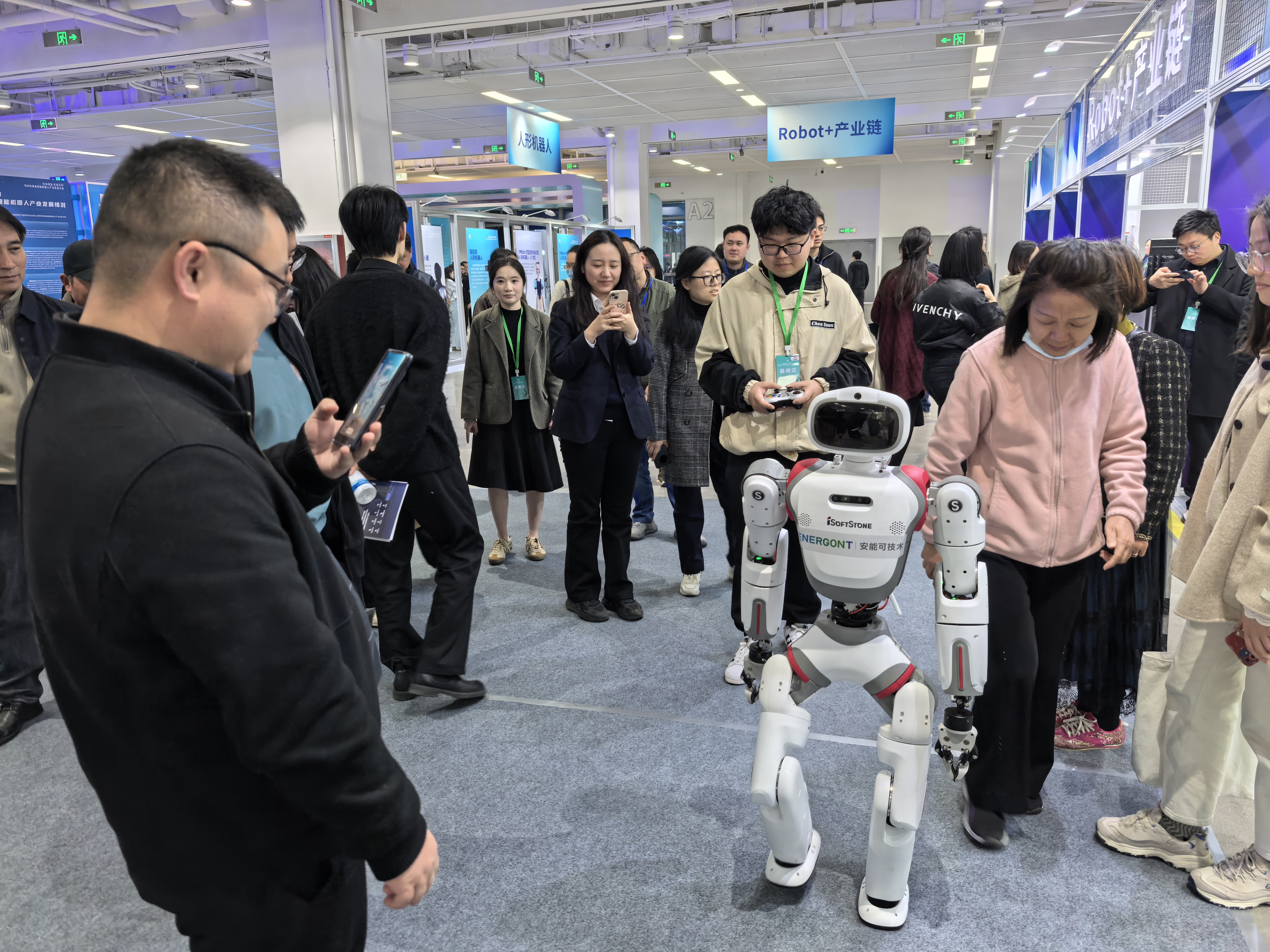 0565f2a0-211e-492a-ae88-a5dfd11b959c (2).jpg